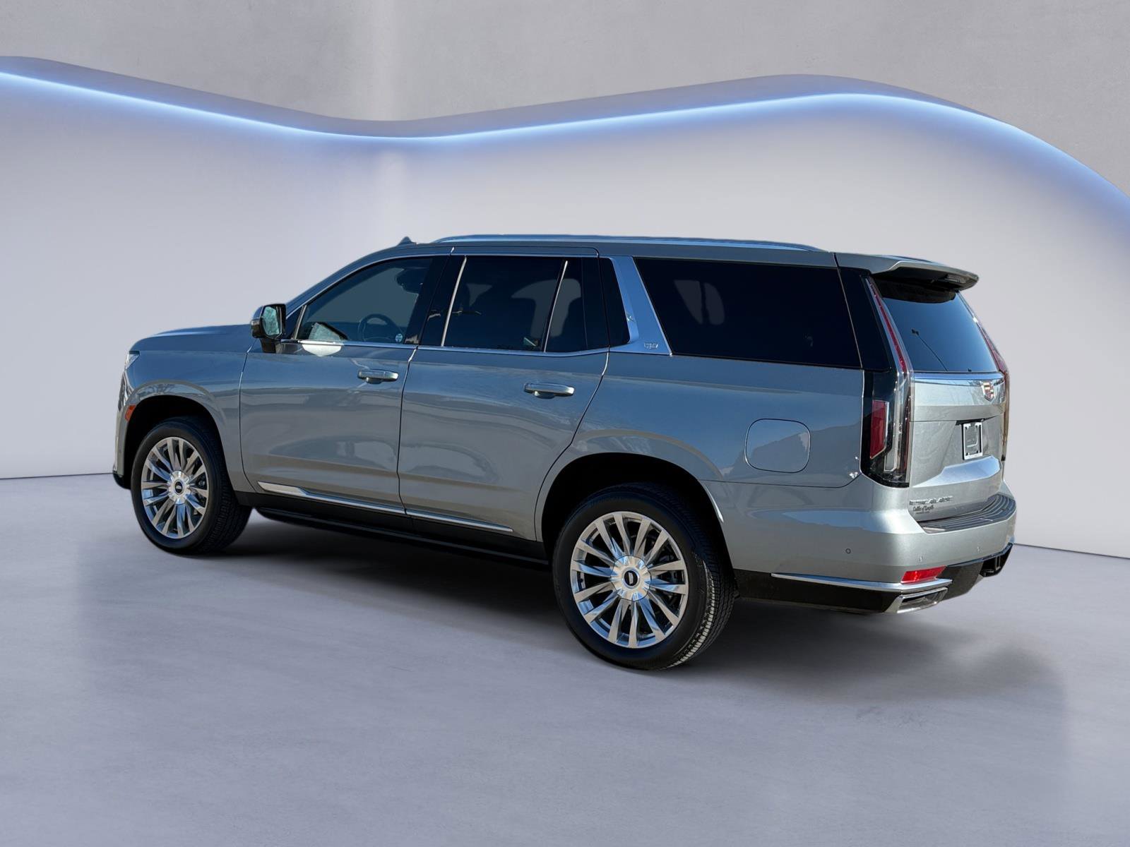 Certified 2024 Cadillac Escalade Premium Luxury image 5