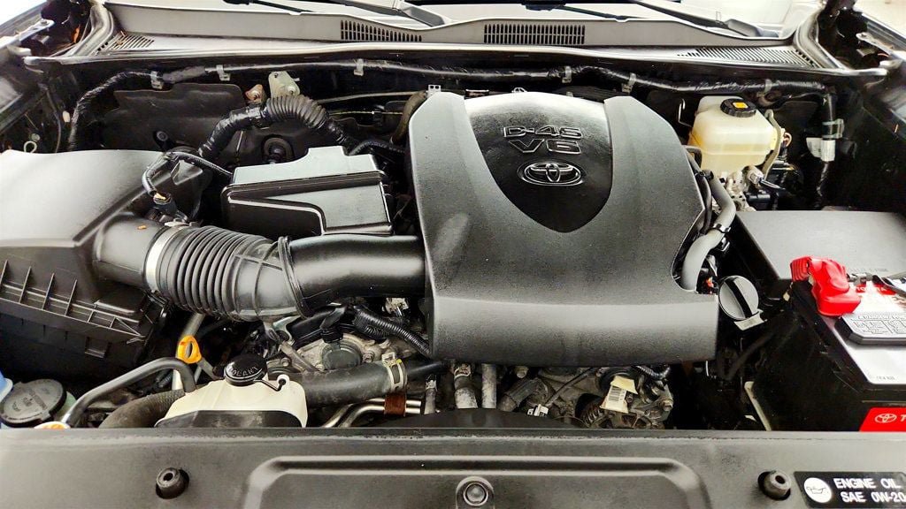 Used 2019 Toyota Tacoma TRD Pro AWD/4WD image 28