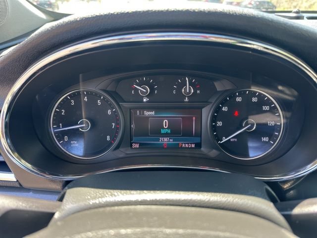 Used 2021 Buick Encore Preferred AWD/4WD image 11