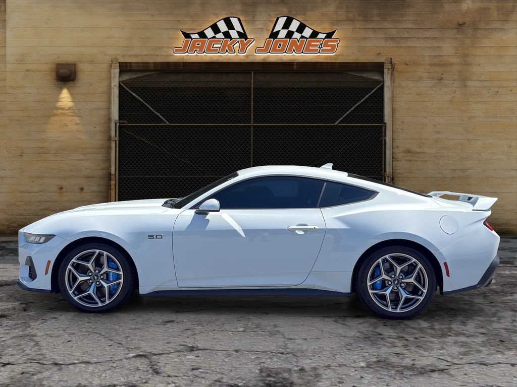 Used 2024 Ford Mustang GT Premium w/ GT Performance Package RWD image 3