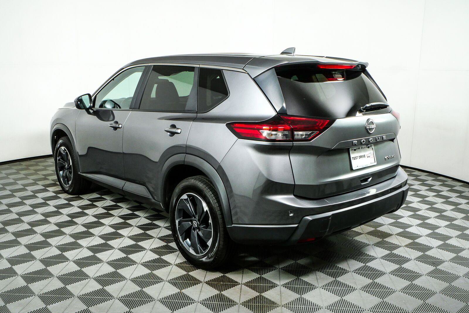 Used 2024 Nissan Rogue SV AWD/4WD image 27