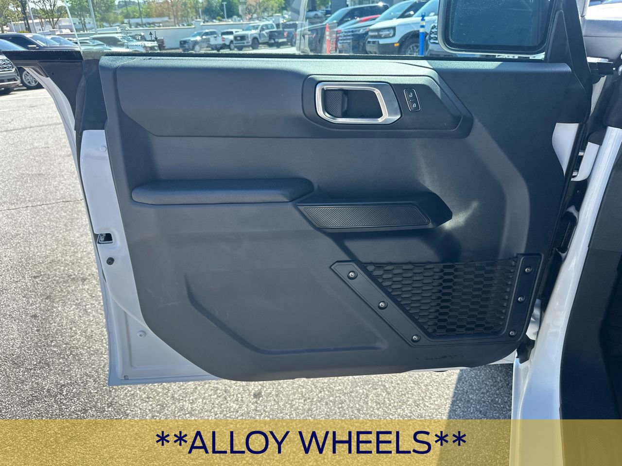 Certified 2025 Ford Bronco Big Bend AWD/4WD image 11