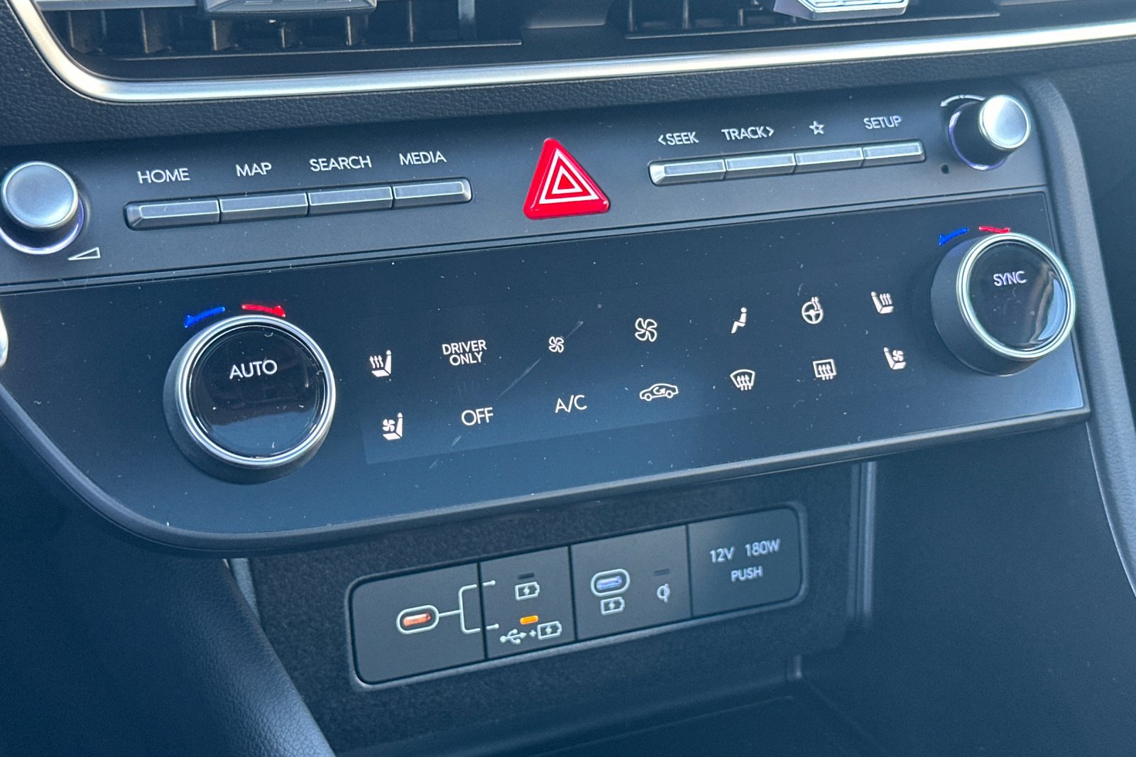 New 2025 Hyundai Sonata Limited FWD image 20
