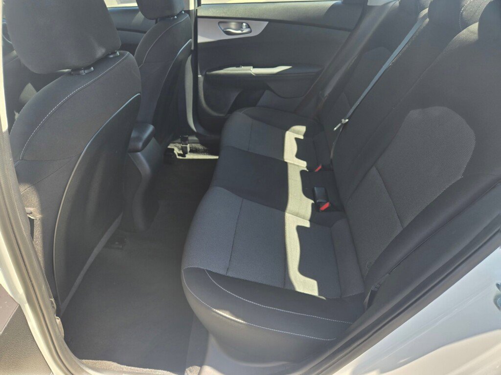 Used 2023 Kia Forte LXS FWD image 15