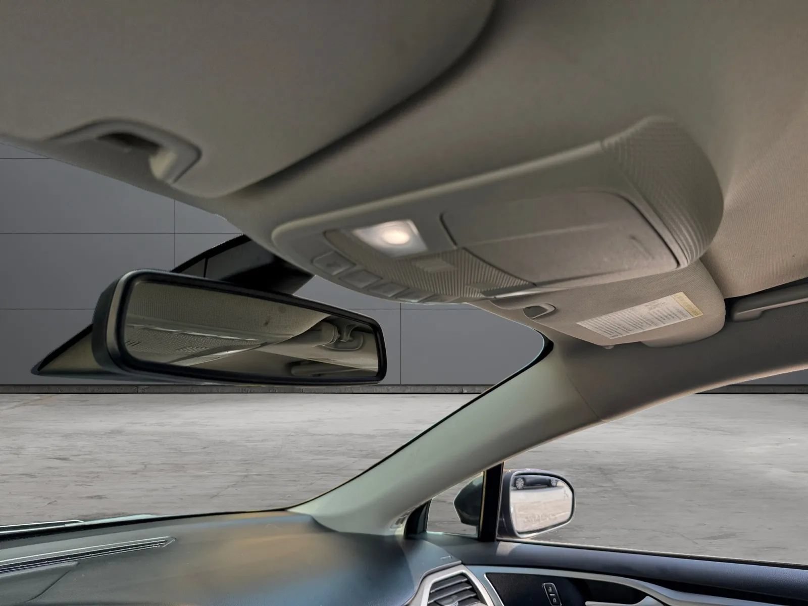 Used 2019 Ford Fusion SE FWD image 42