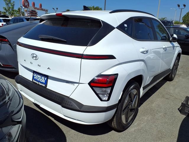 Certified 2024 Hyundai Kona SEL image 4