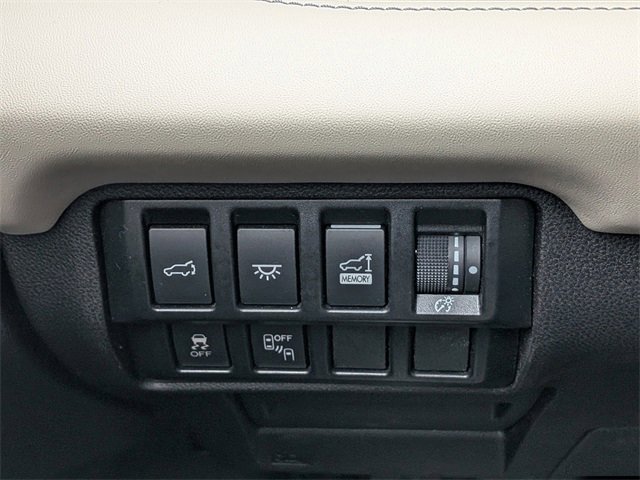 Used 2020 Subaru Ascent Limited w/ Popular Package #2A image 23