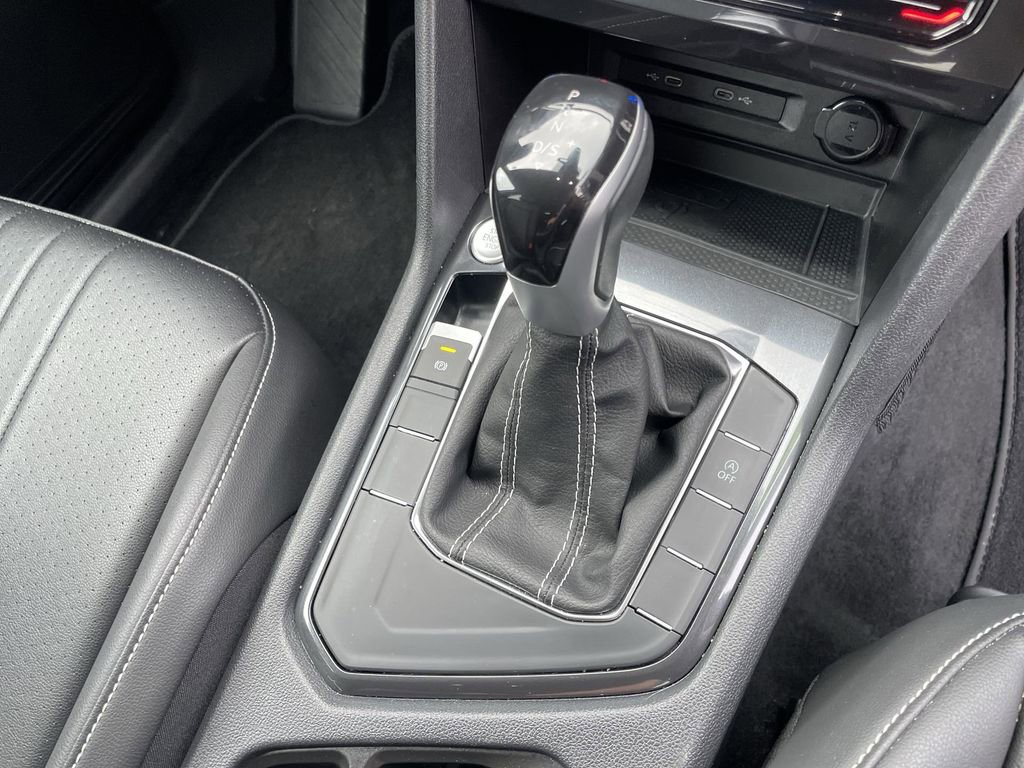 Certified 2023 Volkswagen Tiguan SE image 25