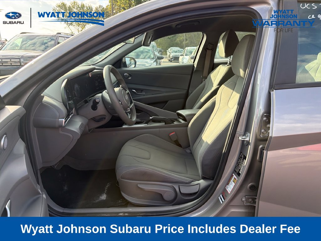 Used 2024 Hyundai Elantra SEL FWD image 19