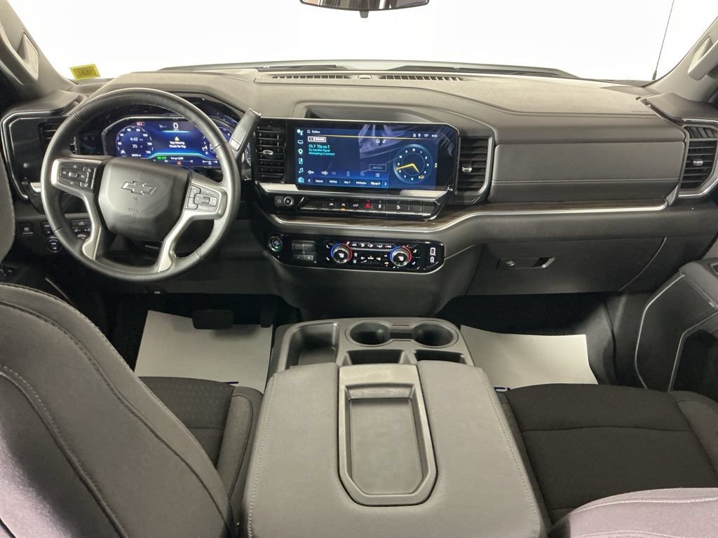 Used 2024 Chevrolet Silverado 1500 RST AWD/4WD image 12