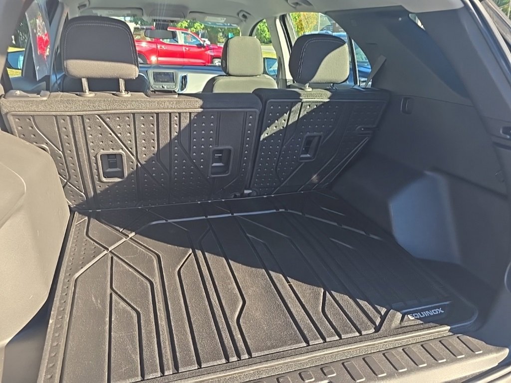Used 2024 Chevrolet Equinox LS w/ LPO, Floor Liner Package image 31