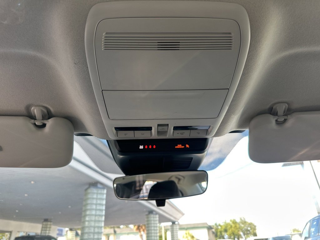 Used 2025 MAZDA MAZDA3 s image 14