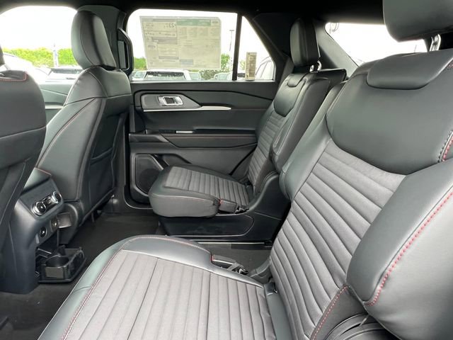 New 2026 Ford Explorer ST-Line AWD/4WD image 14