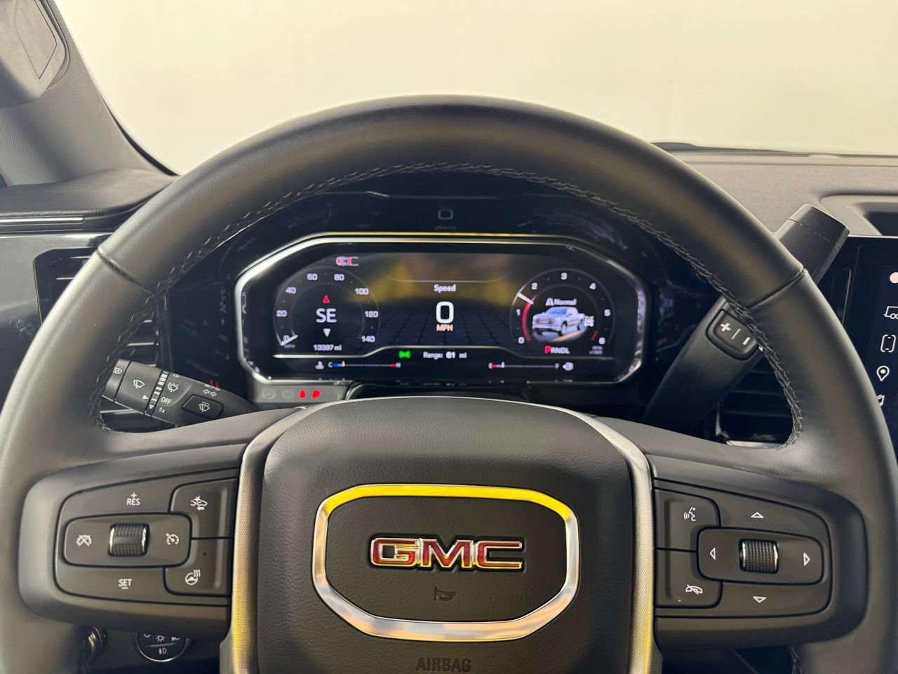 Used 2024 GMC Sierra 1500 Elevation image 14