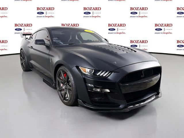 Used 2022 Ford Mustang Shelby GT500 w/ Carbon Fiber Track Pack RWD image 1