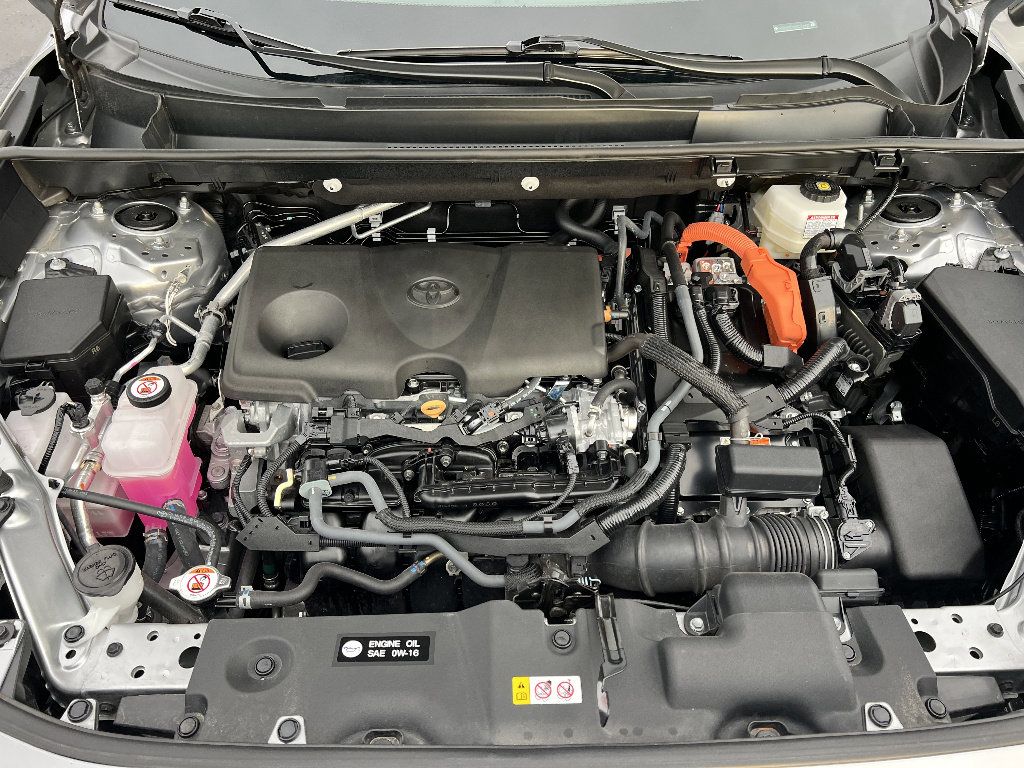 Used 2025 Toyota RAV4 LE image 35