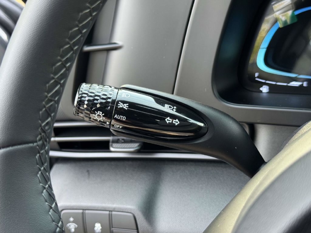 New 2026 Hyundai Elantra SEL Sport FWD image 28