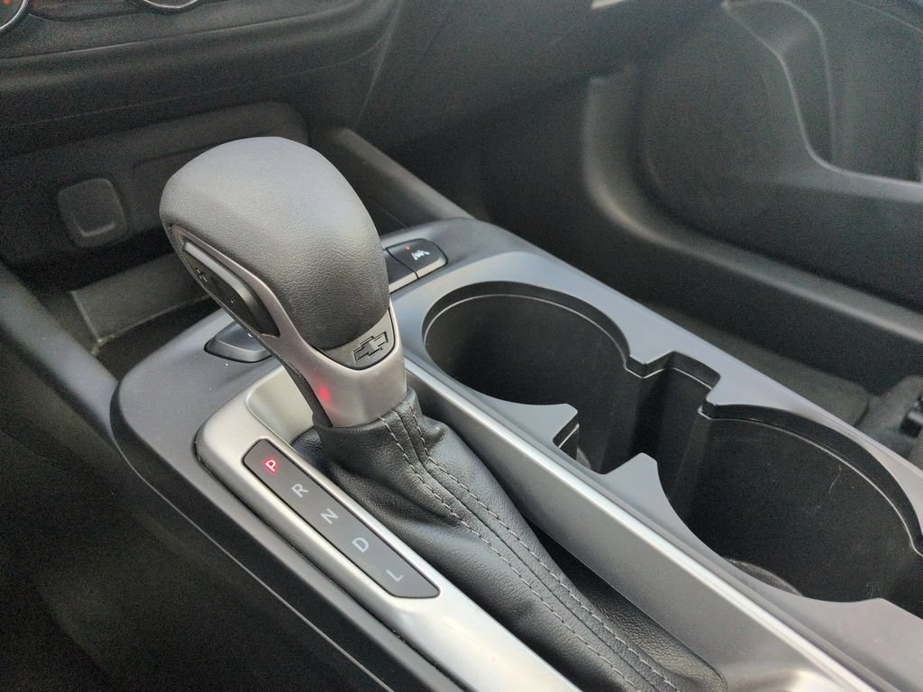 Used 2025 Chevrolet Trax LS FWD image 19