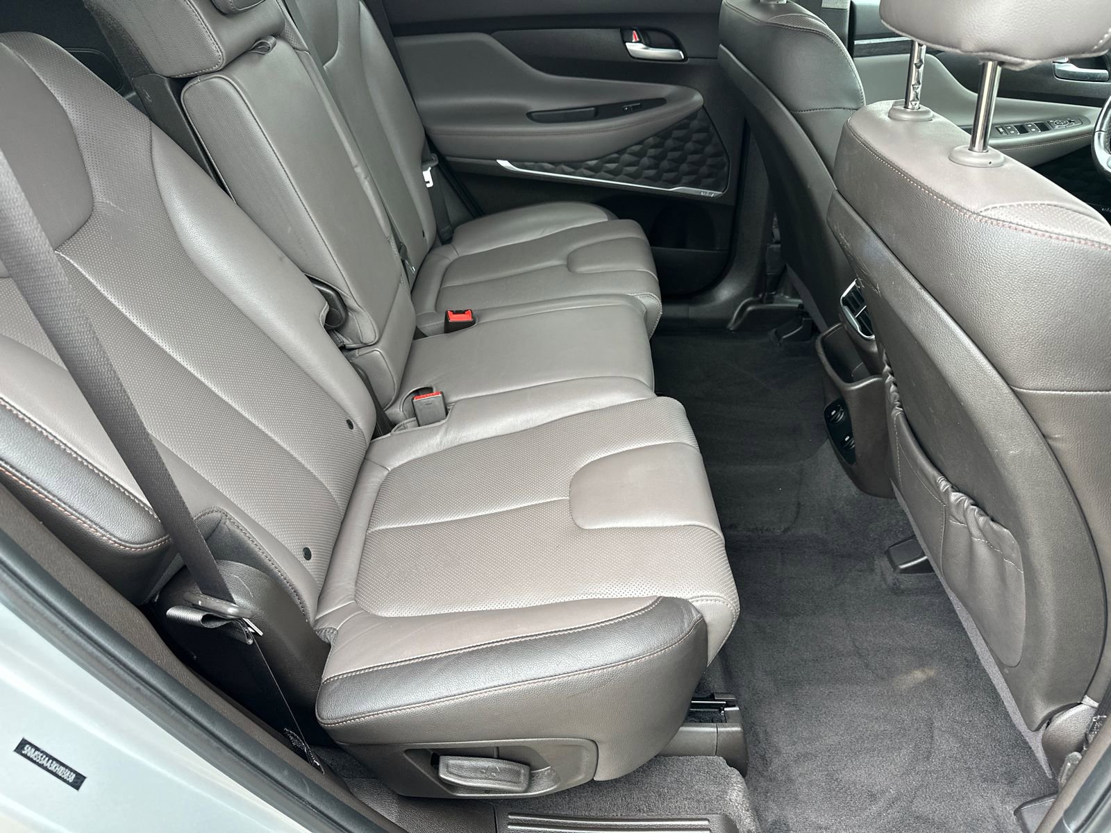 Used 2019 Hyundai Santa Fe Limited FWD image 15