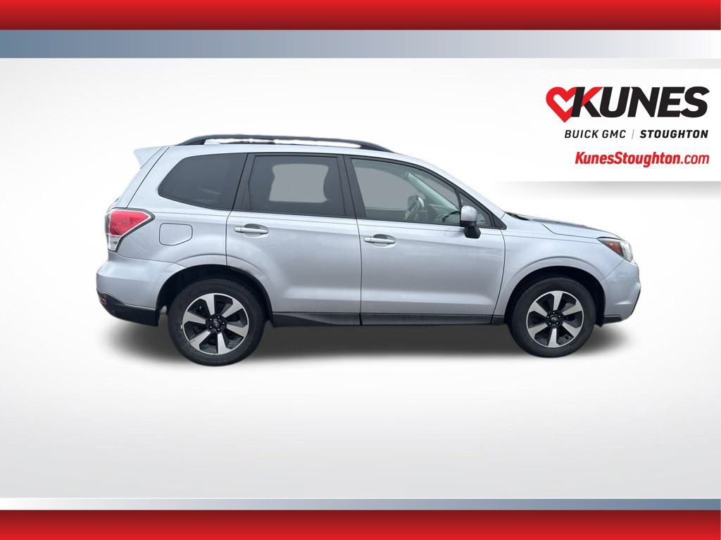 Used 2017 Subaru Forester 2.5i Premium w/ All-Weather Package AWD/4WD image 11