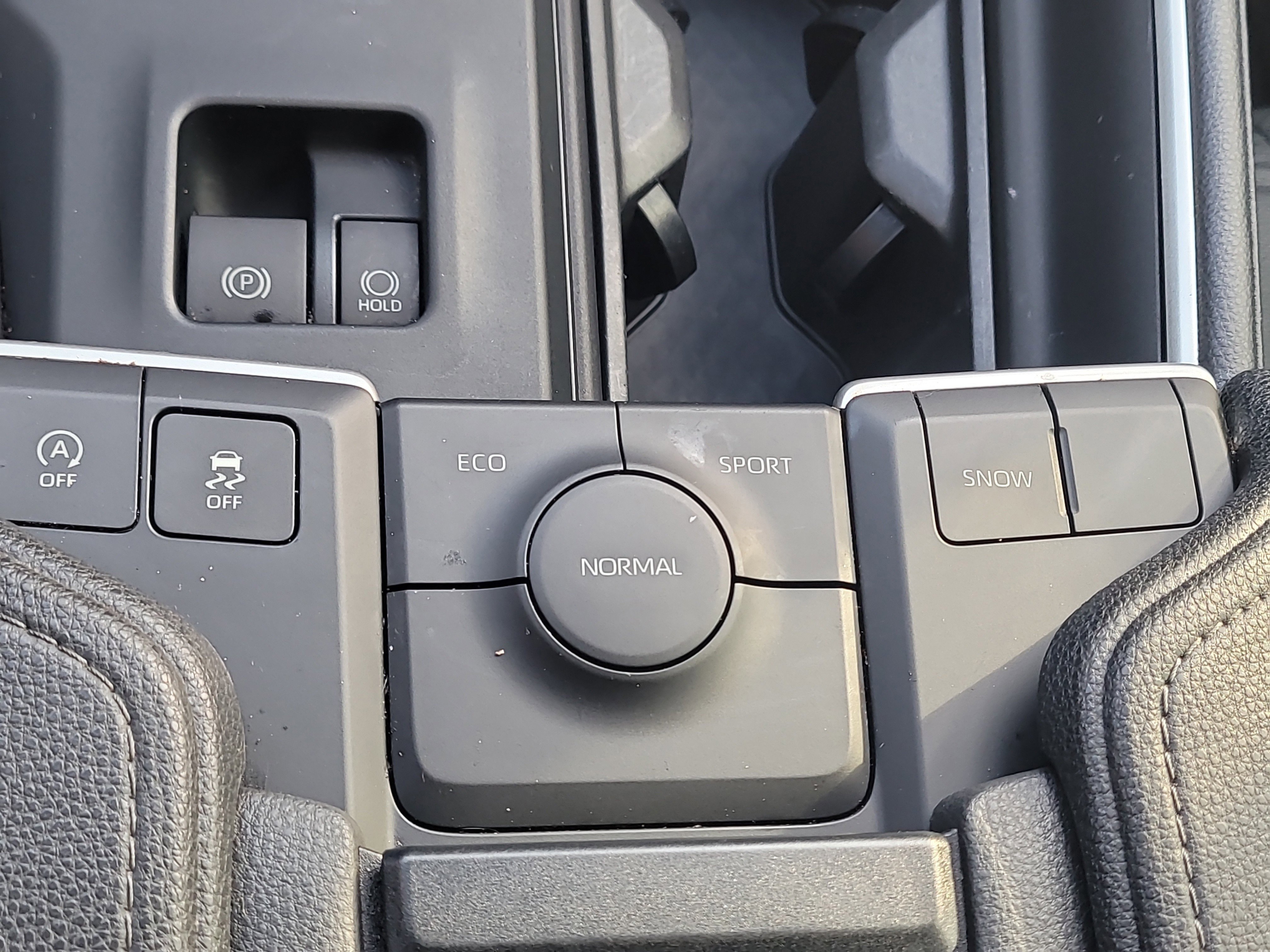 Used 2024 Toyota Grand Highlander Limited image 32