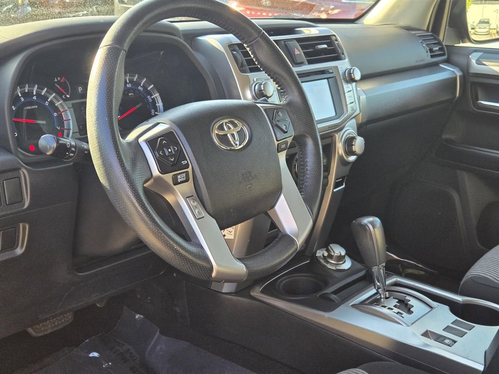 Used 2018 Toyota 4Runner SR5 image 17