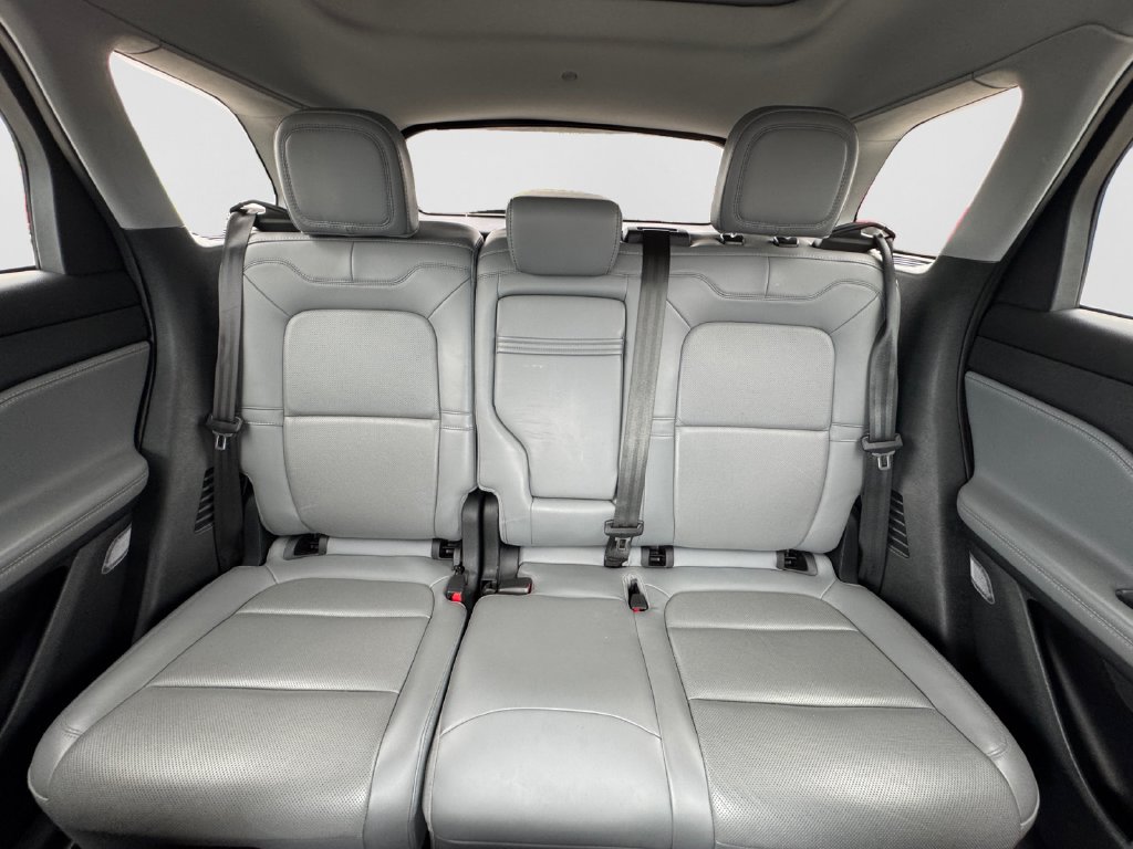 Used 2021 Lincoln Corsair Reserve FWD image 16