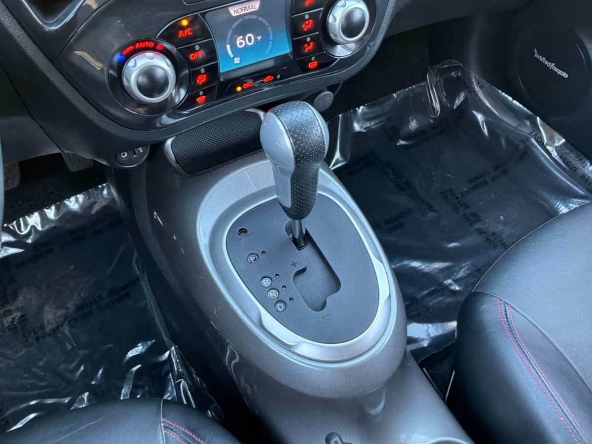 Used 2013 Nissan Juke SL AWD/4WD image 16