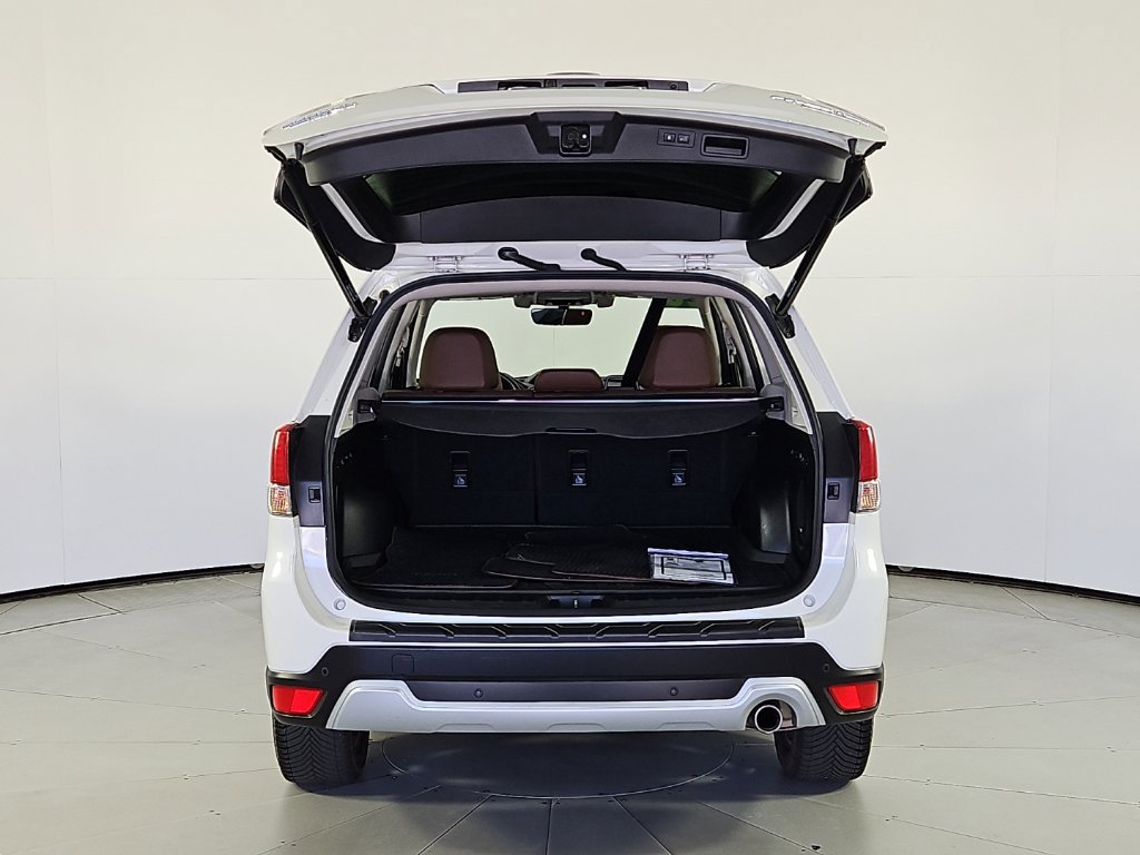 Used 2020 Subaru Forester Touring w/ Popular Package #2 AWD/4WD image 10