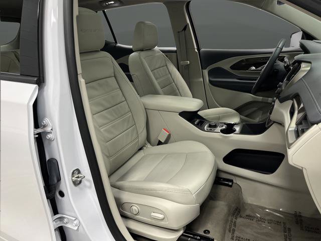 Used 2024 GMC Terrain Denali w/ Denali Premium Package image 33