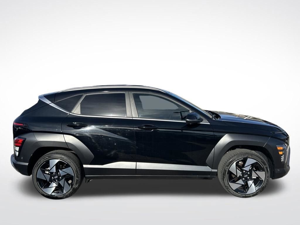 Used 2024 Hyundai Kona Limited image 6