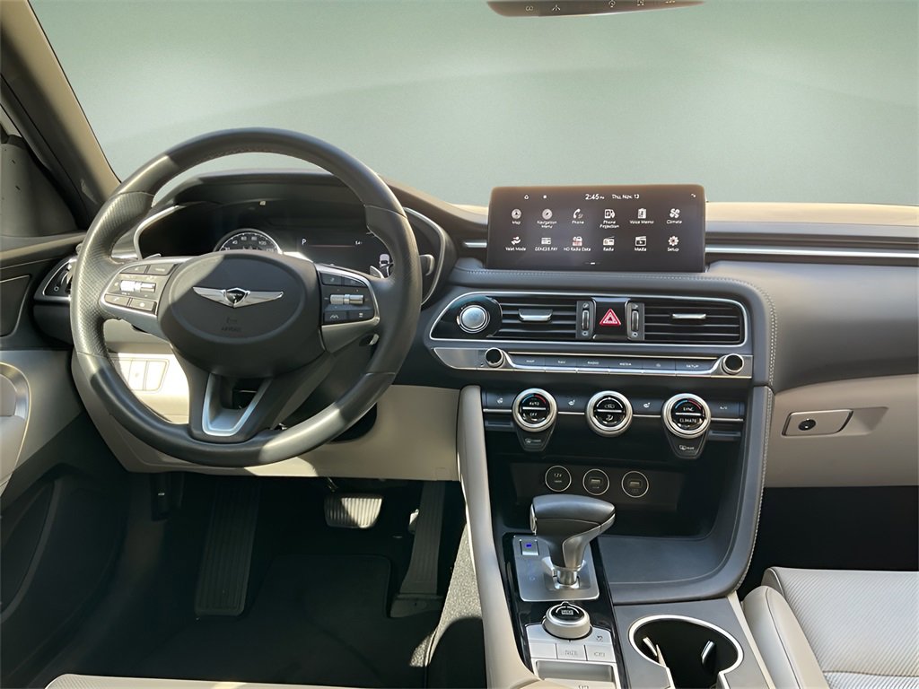 Used 2023 Genesis G70 2.0T image 14