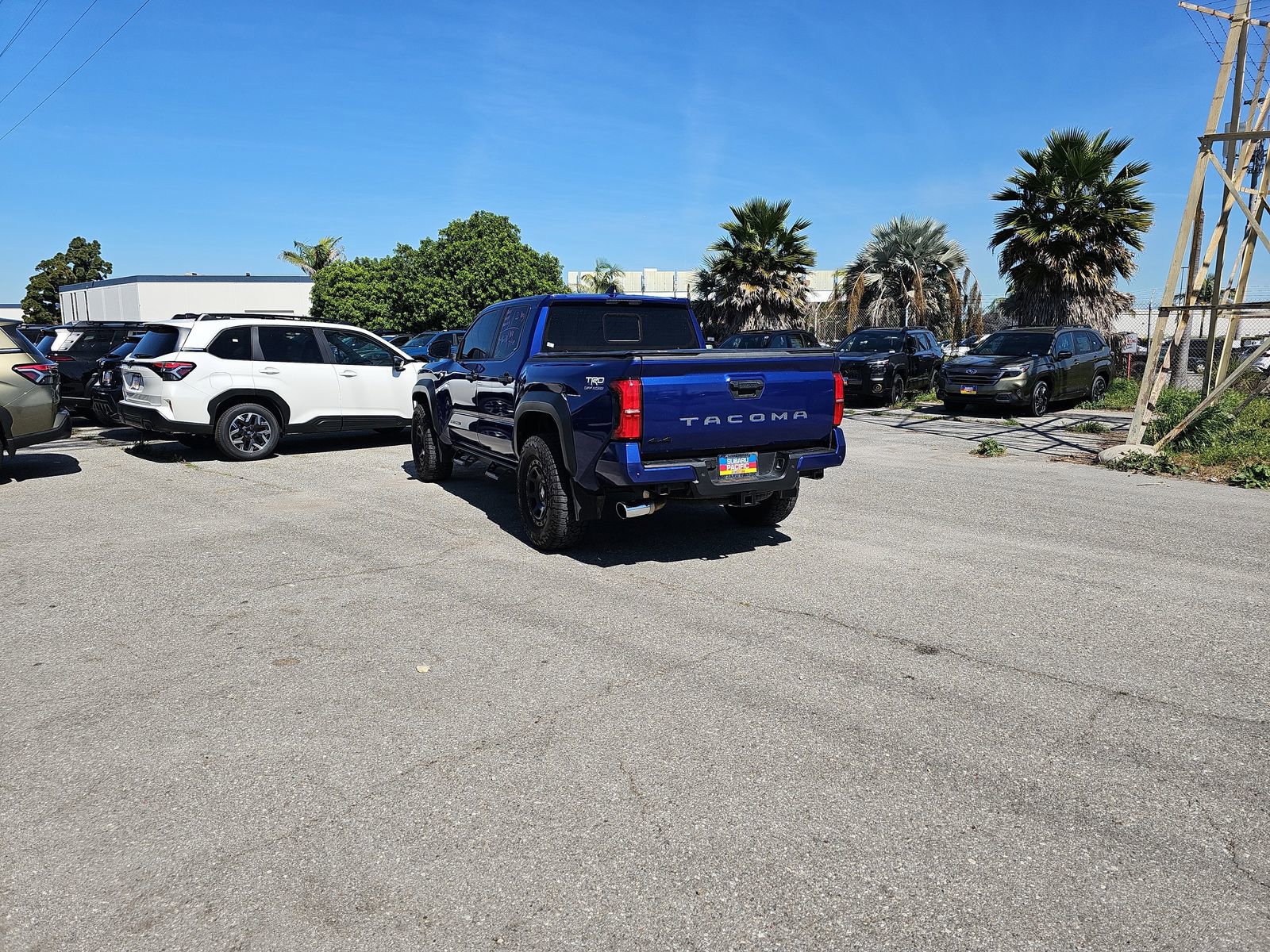 Used 2024 Toyota Tacoma TRD Off-Road w/ TRD Off Road Upgrade Package image 5