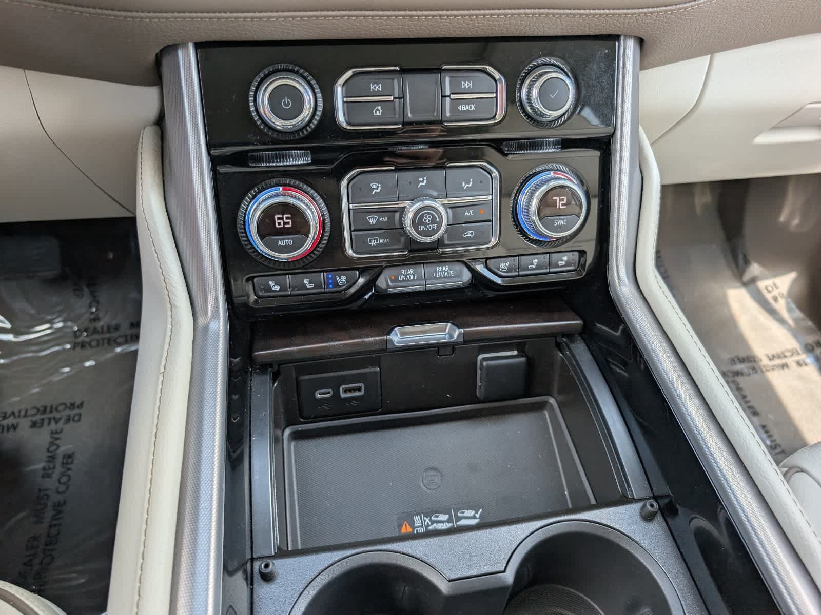 Certified 2022 GMC Yukon Denali AWD/4WD image 29
