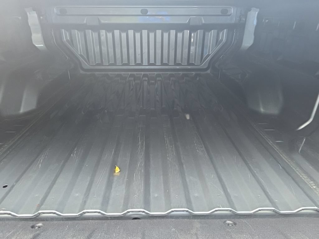 Certified 2023 Chevrolet Colorado Z71 w/ Advanced Trailering Package AWD/4WD image 8