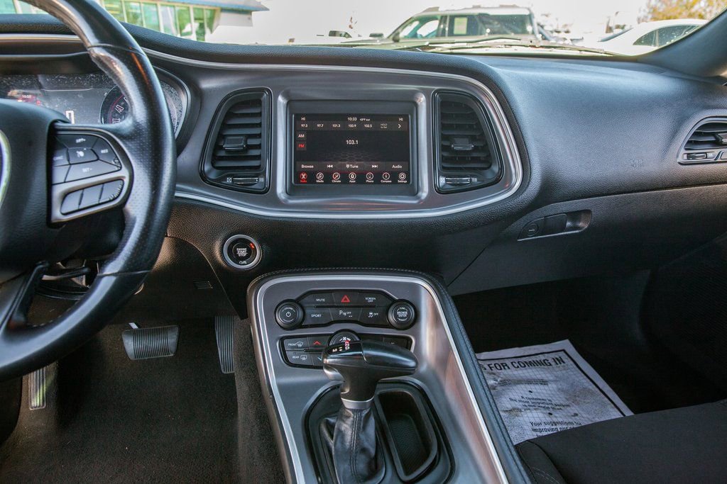 Used 2020 Dodge Challenger SXT w/ Driver Convenience Group image 13