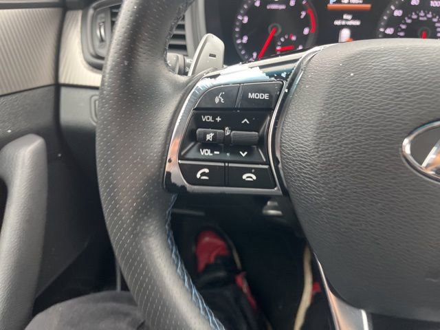 Used 2018 Hyundai Sonata Limited image 26