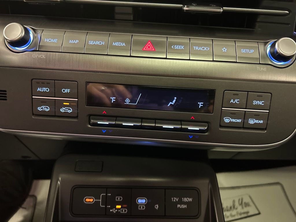 New 2026 Hyundai Kona Limited AWD/4WD image 17