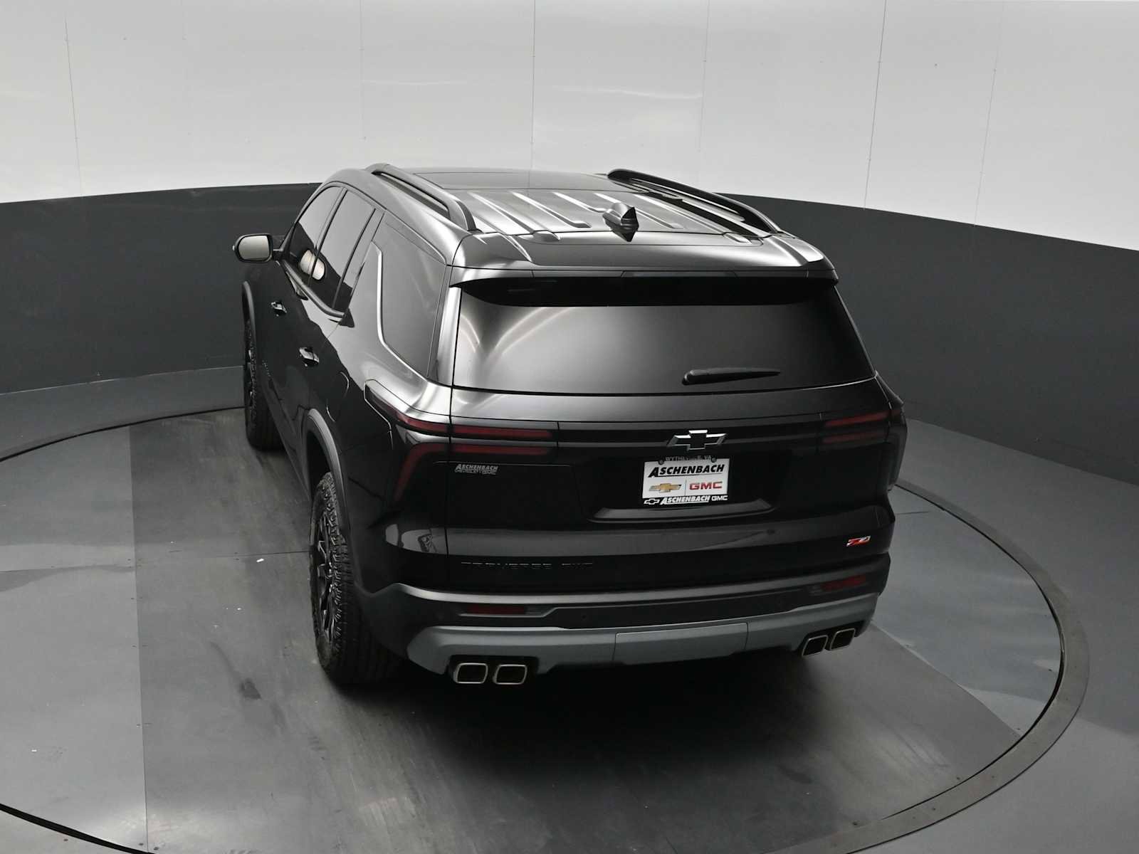 Used 2024 Chevrolet Traverse Z71 image 15