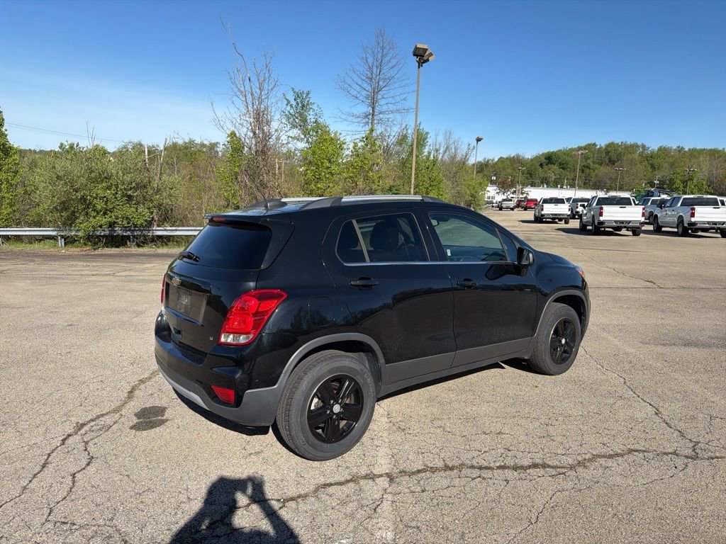 Used 2019 Chevrolet Trax LT AWD/4WD image 3