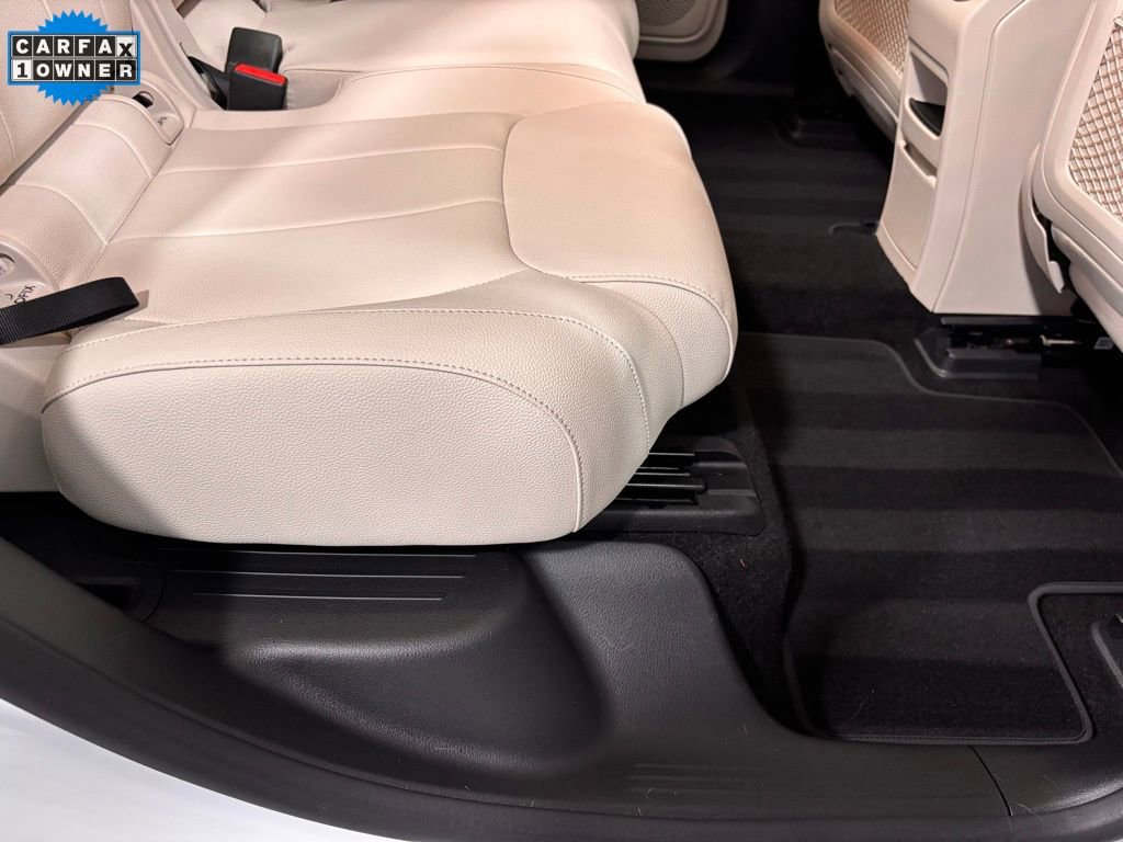 Certified 2024 Mercedes-Benz EQB 300 4MATIC image 23