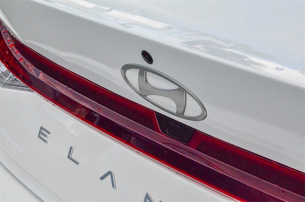 Certified 2024 Hyundai Elantra SEL image 8