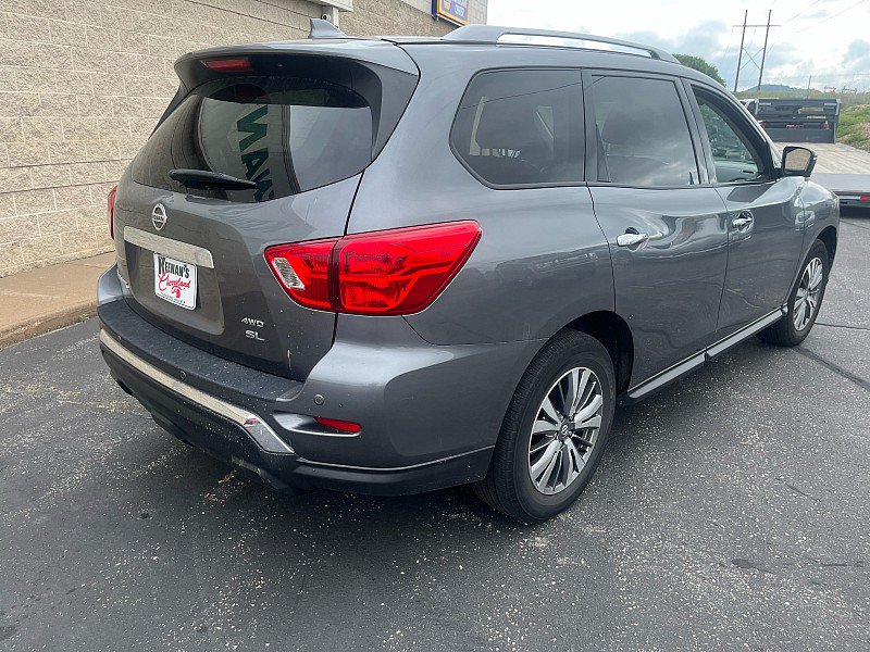 Used 2019 Nissan Pathfinder SL AWD/4WD image 8
