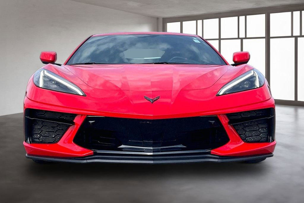 Used 2022 Chevrolet Corvette Stingray Premium Cpe w/ Z51 Performance Package RWD image 3