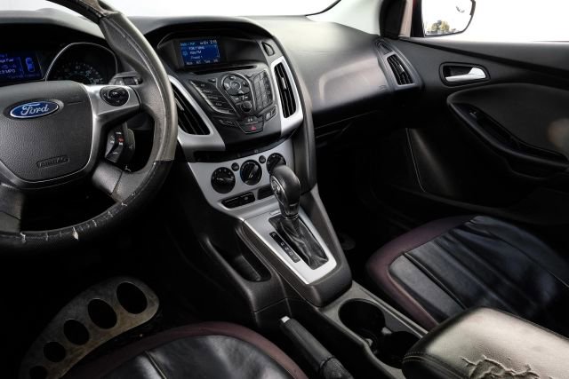 Used 2013 Ford Focus SE image 21