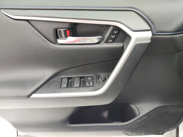 Certified 2023 Toyota RAV4 XSE AWD/4WD image 11