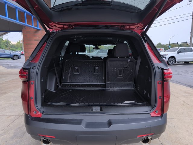 Used 2023 Chevrolet Traverse LT FWD image 21