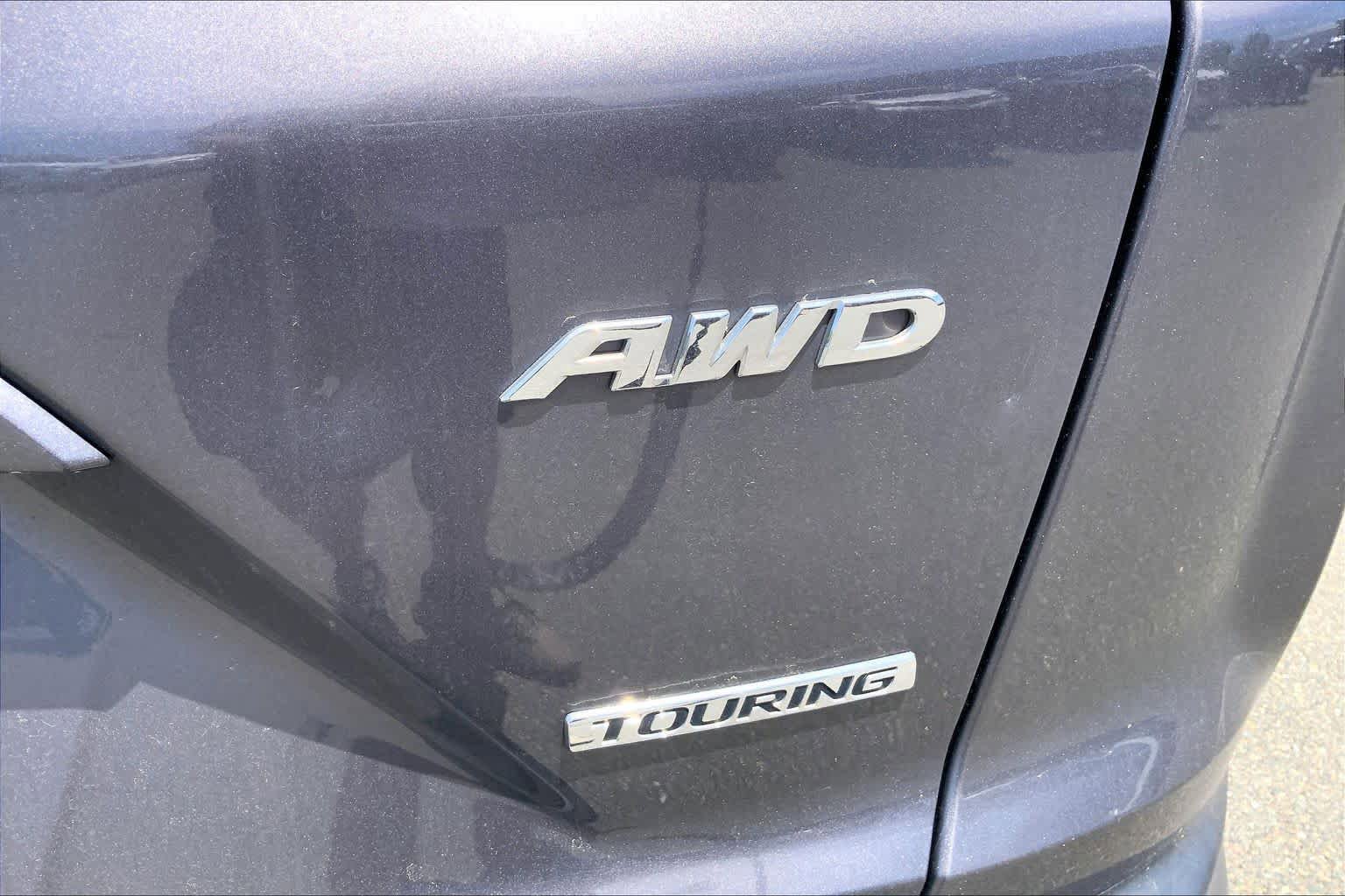 Used 2018 Honda CR-V Touring image 10