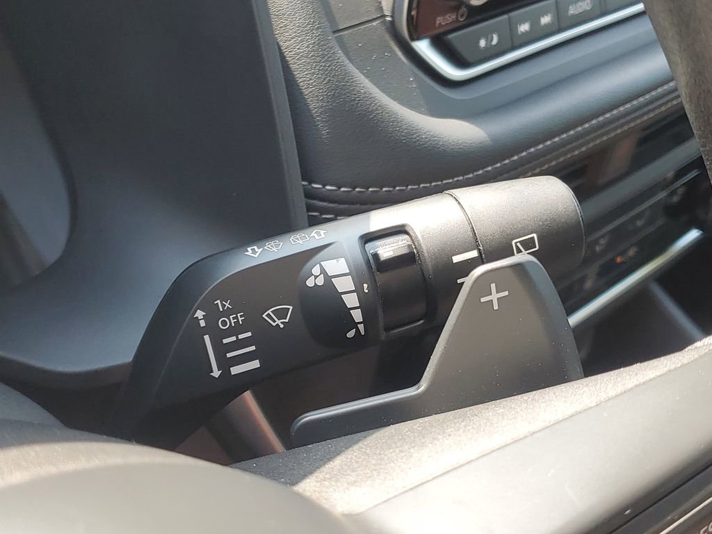 Used 2024 Nissan Rogue S image 17