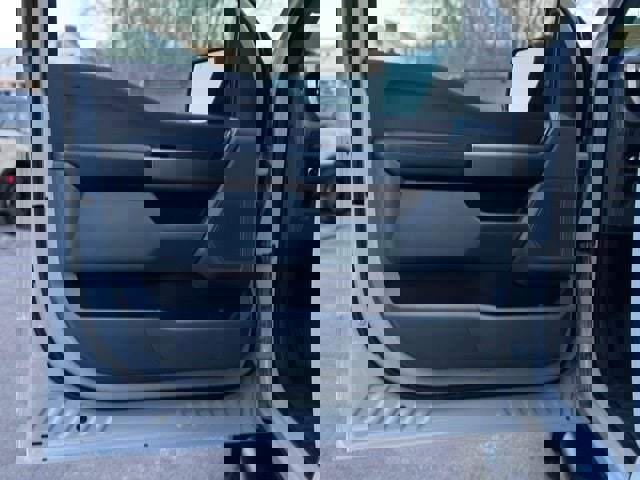 Used 2023 Ford F150 XLT w/ Trailer Tow Package image 10